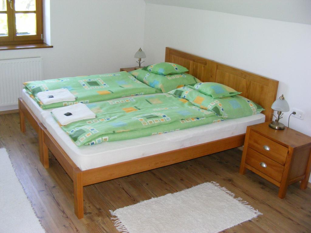 Bed and Breakfast Juhfark Fogado Es Borhaz Balatoncsicso Экстерьер фото